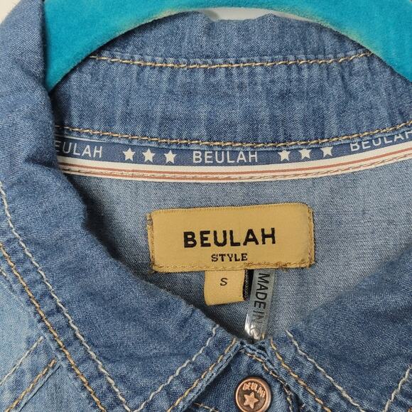 Beulah Embroidered Chambray Denim Button Up Shirt Size Small - Picture 6 of 7
